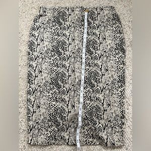 Unworn APT. 9 skirt S